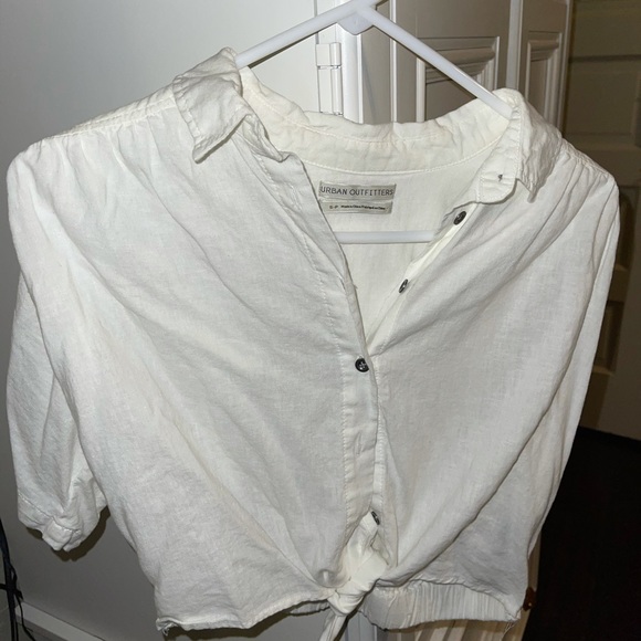 Urban Outfitters cropped button up - Picture 1 of 2